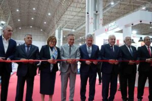 gaziantepte tekstil makineleri fuari 2025 acildi XaaVn7wv.jpg